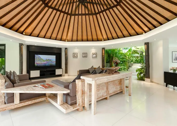 Villa Kubu Dewi Sri By Finder